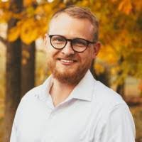 Brad Whittle's Instagram, Twitter & Facebook