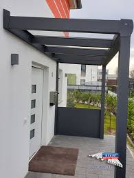Ein Alu Hausturvordach Der Marke Rexovita Titan 3m X 1 5m In Anthrazit Mit Plexiglas Xt 8mm Ein Hau Hausturvordach Uberdachung Hauseingang Hausturuberdachung