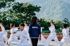 The history of okinawan karate can be traced back to the late 17th century when a ban on weapons was imposed by the samurai rulers of japan. Kinder Karate Darum Ist Karate Fur Kinder So Gut Geeignet