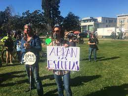 California Parents Continue To Disagree On Return To School As Covid 19 Cases Decline Edsource