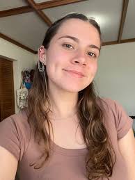 Hello everyone, pleasure to meet you all! My name is David, I'm from Spain  and currently living in Rotterdam. At the moment, I'm urgently looking for  a place to live—a room, apartment,