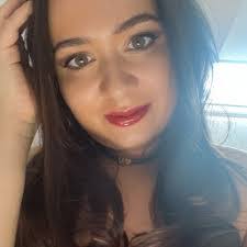 Katie Croxton's Instagram, Twitter & Facebook