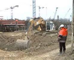 Le terrassement est la première étape dans la réalisation d'une structure. Vinci Construction Earthworks Batinfo