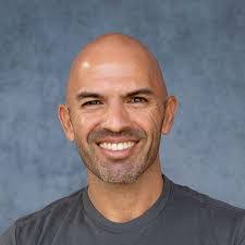 Oscar Otanez's Instagram, Twitter & Facebook