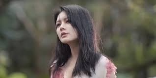 Zombie crush in heyri (zombikeureoshi. Video Viral Zombie Super Cute Kisahnya Romantis Bikin Baper Kapanlagi Com