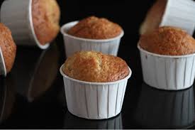 Les Muffins A La Banane Recette Muffins A La Banane Muffins Moelleux Muffins
