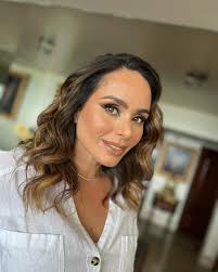 Cynthia Valera's Instagram, Twitter & Facebook