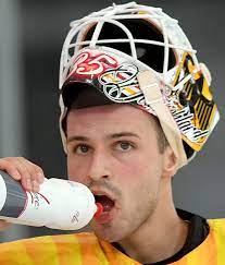 Mathias niederberger was born on 26 november, 1992 in düsseldorf, germany. Matthias Niederberger Reaktionen Der Deg Fans Haben Mich Gefreut