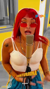 "Santurrona" en cuarteto 😱, Ella se llama @brenc.ok , ¿Qué te parece esta  versión tunga- tunga de la Joaqui? 😜