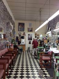 Diagoneel Maakt Groter Floyd S Barbershop Mt Airy Barbershop Interior North Carolina Homes Barber Shop