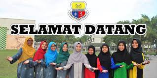 Diikuti pada 16 september 2013, seorang pembantu tadbir dan seorang pemandu melapor diri. Sekolah Menengah Sains Perempuan Seremban Pengenalan Sgs