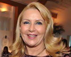 Carol Arrigoni's Instagram, Twitter & Facebook