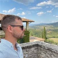 70+ "Dan Holst" profiles