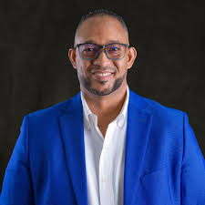 Adonis Francisco's Instagram, Twitter & Facebook