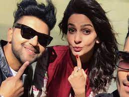 Saba qamar unseen pictures saba qamar saba qamar family saba qamar dance saba qamar dramas saba qamar song saba. Guru Randhawa Praises Saba Qamar On Her First Vlog