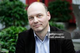 104 651 Pro Star Stock Photos, High-Res Pictures, and Images