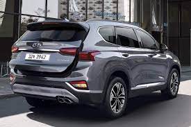 The premium feeling of the 4th generation is underlined by its. Hyundai Santa Fe Suv Is Coming Back To India Report