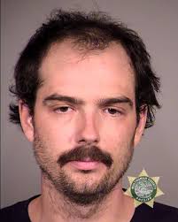 Thread by @MrAndyNgo: At the antifa riot in Portland