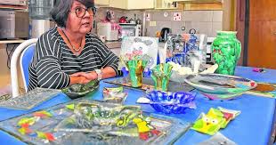 Aida, la maga de la vitrofusión y la cerámica