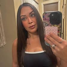 Danielle Buchanan added a new photo —...