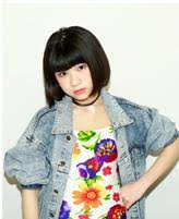 顔の描き方はネット上にあふれかえっており、 初心者用の知識でもそれなりの顔は十分に描けてしまいます。 平面の顔は描けても急角度の アオリ、フカンになると途端にわからなくなります。 私も例に漏れず、描き直しを繰り返すうちに. ãƒªãƒˆãƒ«ã‚°ãƒªãƒ¼ãƒ¢ãƒ³ã‚¹ã‚¿ãƒ¼ ãƒªãƒˆã‚°ãƒª ã¾ãªã‹ã®æ­Œå£°ã‚„ãƒ¡ãƒ³ãƒãƒ¼ã‚„cdç´¹ä»‹ æ°—ã«ãªã‚‹ã‚ã®äººã®å™‚ã¾ã¨ã‚ Buzzpress ãƒã‚ºãƒ—ãƒ¬ã‚¹