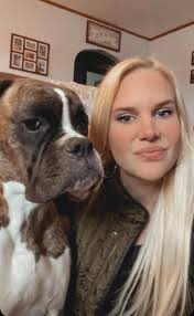 Benny's side eye is a whole mood 👀🤣