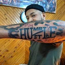 Kustom hustle tattoo parlor | with nearly 20 years in the business, marcus dove has opened a tattoo parlor that is truly an expression of his passion for all things kustom. Tattoo Uploaded By Dragonlady Tattoos Stay Humble Hustle Hard 982428 Tattoodo