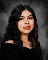 Nieves Perez's Instagram, Twitter & Facebook