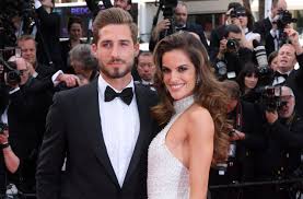 Check out the latest pics of izabel. Victoria S Secret Model Izabel Goulart Reveals She S Engaged To Kevin Trapp Goodtoknow