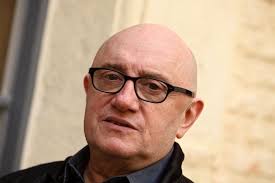 Click aici pentru a te autentifica. Michel Blanc Jean Claude Dusse Me Collera Toujours A La Peau
