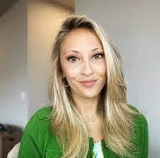 Adrienne Calvert's Instagram, Twitter & Facebook