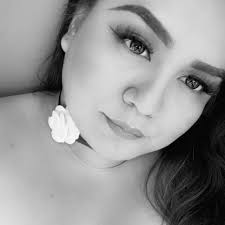 Looking for a group to play Ark Survival Ascended with