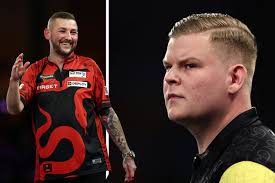 Vroege exit voor Dimitri Van den Bergh in de Premier League: Jonny Clayton  gooit 'big fish' en wint