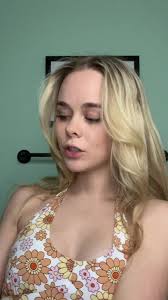 I am horrible at transitions y’all 💚 Please teach me the ways of tik tok