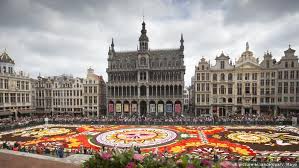 Det har et samlet areal på 30.528 kvadratkilometer. Ten Reasons To Visit Brussels All Media Content Dw 16 08 2018