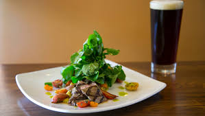 Berawal dari pengetahuan ku yang cetek soal pakan kucing ras. Review The Vic Bar Kitchen Is A Keeper For Verrado West Valley