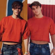 Absolutely The Only Guy And I Mean The Only Guy That Can Pull Off A Crop Top Not Even Ethan Watch Their Videos Wear Crop Top Crop Tops Guys