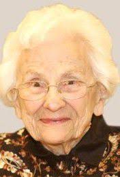 Tracy Pyron's Instagram, Twitter & Facebook