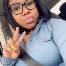 For Bonnie team Jeremy or team Enzo? I'm team Enzo