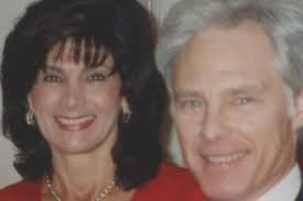 Bác sĩ nổi tiếng giết vợ giữa 2 ca mổ