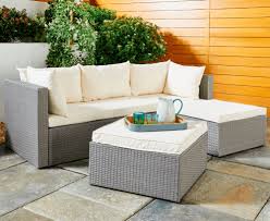 The bargain retailer started releasing its garden range last month, with a new selection of items released almost weekly with everything from solar lighting, fire pits, outdoor couches and more all included within their range. Can You Afford To Miss This Aldi Garden Furniture Range