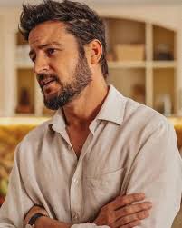 HAPPY Sunday for everyone in this group... 🙂🙃💖💖💖🤘💔