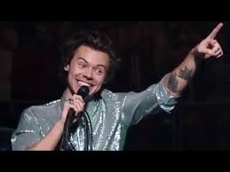 Watch Harry Styles Leads Detroit Audience In Congratulatory