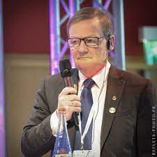 A l'origine de cette manifestation, un collectif de jeunes du mirail qui souhaite sortir les jeunes chômeurs de la crise. Forum Smart City Toulouse 2014 Photographe Toulouse Reflets Photo Fr