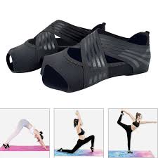 4.5 out of 5 stars 112. Jual Non Skid Women Barre Yoga Shoes Pilates Grip Socks Flexible Machine Wash Black S Terbaru Juli 2021 Blibli