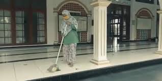 Lowongan kerja pt excel metal industry indonesia. Kisah Haru Saiyah Marbot Masjid Perempuan Setia Rawat 4 Adiknya Yang Disabilitas Merdeka Com