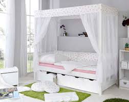 Oder lästige frauen in 'nem bett, dicka, oh no. Himmelbett Marchenhaften Schlaf Erleben Otto