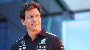 F1: Toto Wolff encerra especulações sobre Verstappen e mira vitória da Mercedes na Holanda