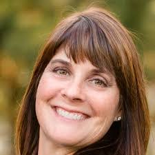 Mindy Conway's Instagram, Twitter & Facebook