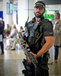 Armedpoliceworld On Instagram Arv Officer At Birmingham International Airport Partners Alloutuksf Natofo London Police Armed Forces Special Forces
